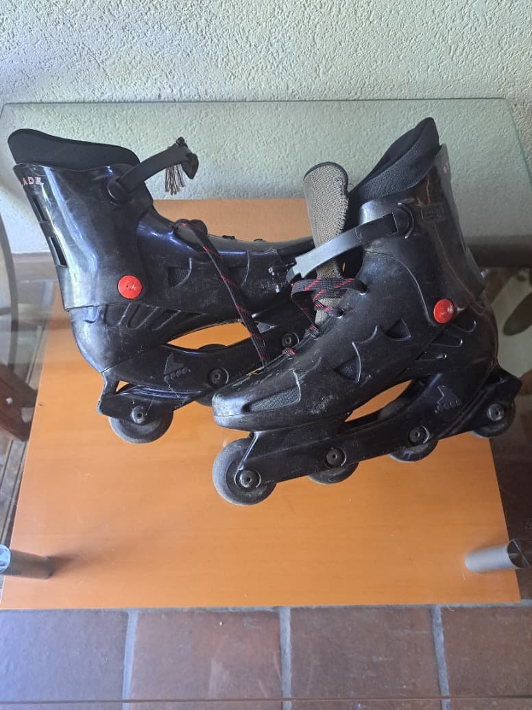 Inline Skate der Marke Rollerblade Grösse 42