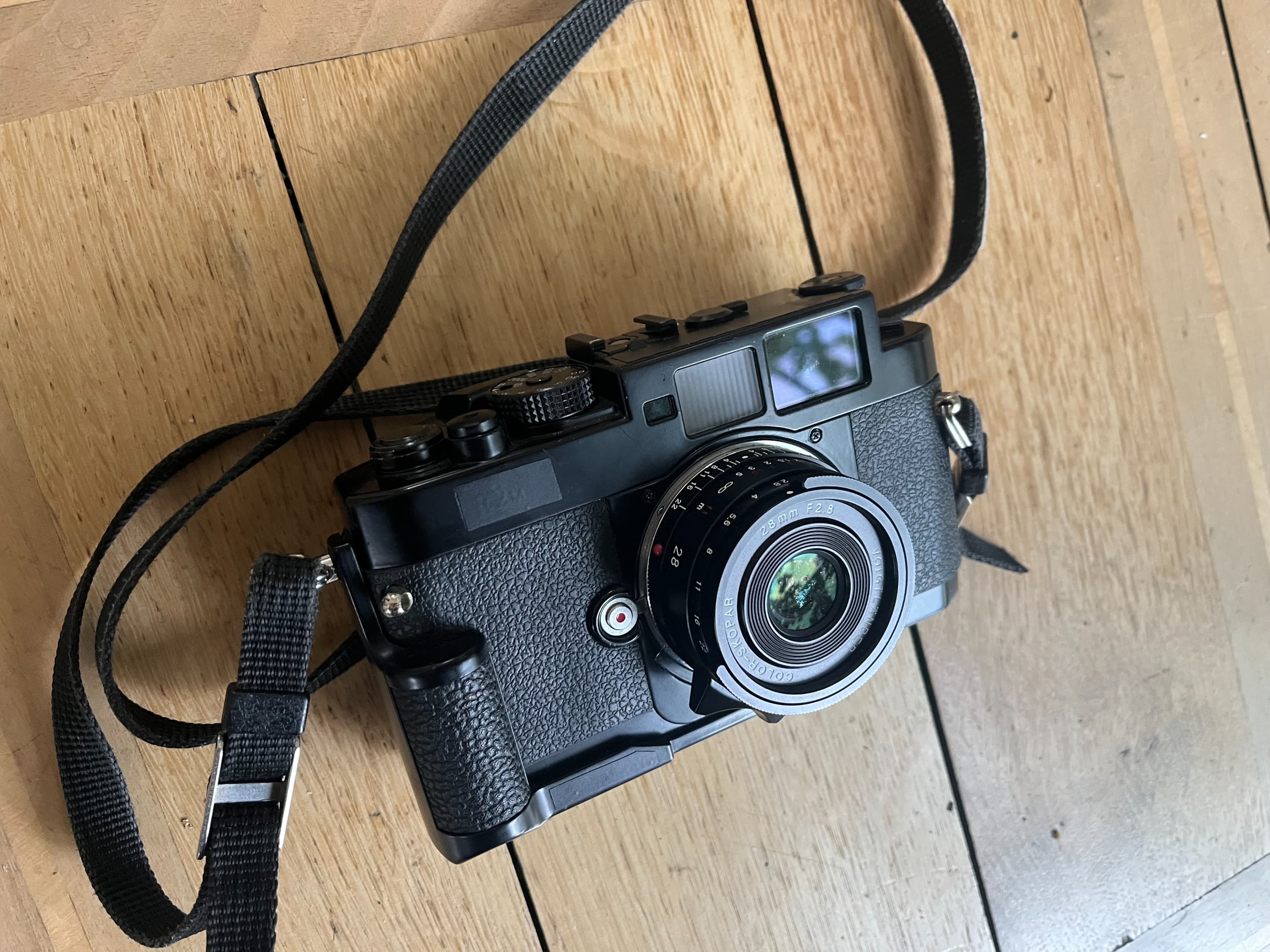 Voigtländer Bessa R2M (nur Gehäuse)