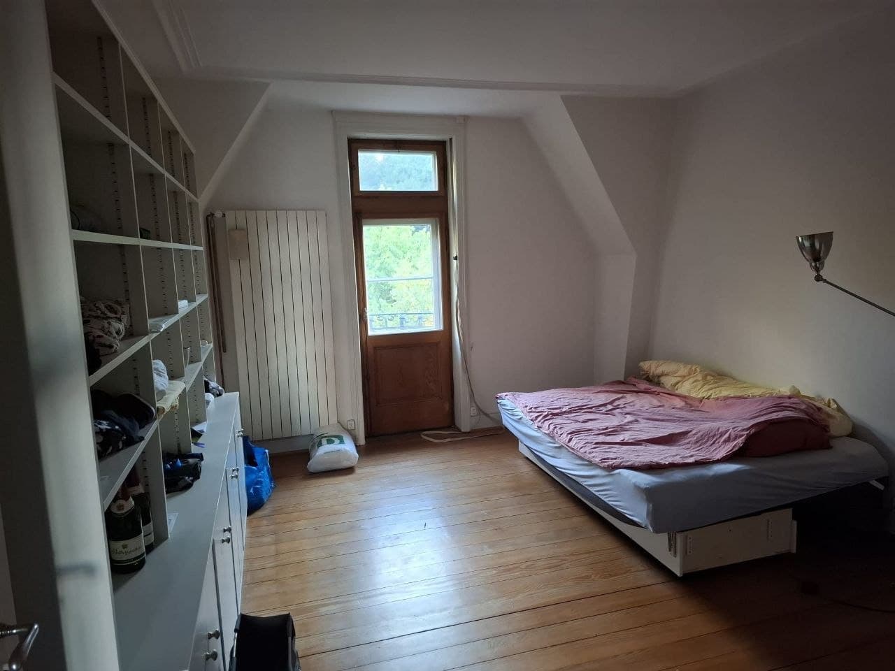 2 freie Zimmer in 5er WG