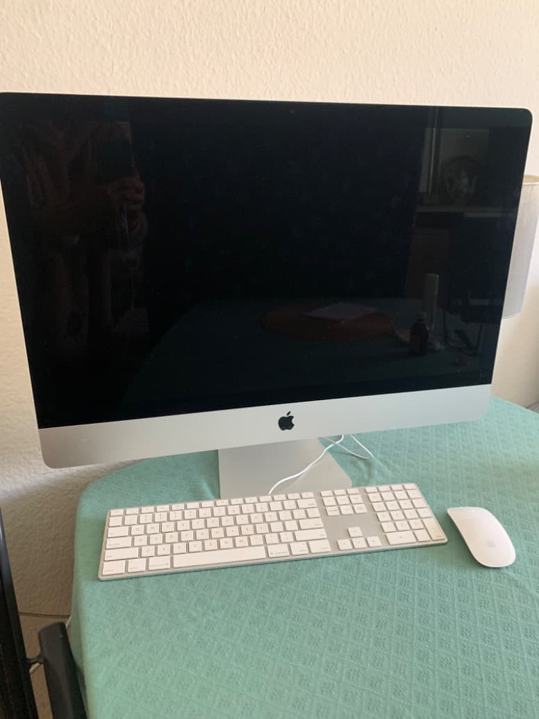 iMac 27" Retina 5K + Apple Zubehör